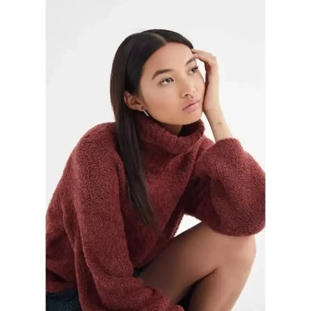 Urban Outfitters Rust Sherpa Cloud Fleece Oversized Pullover Turtleneck Sweater